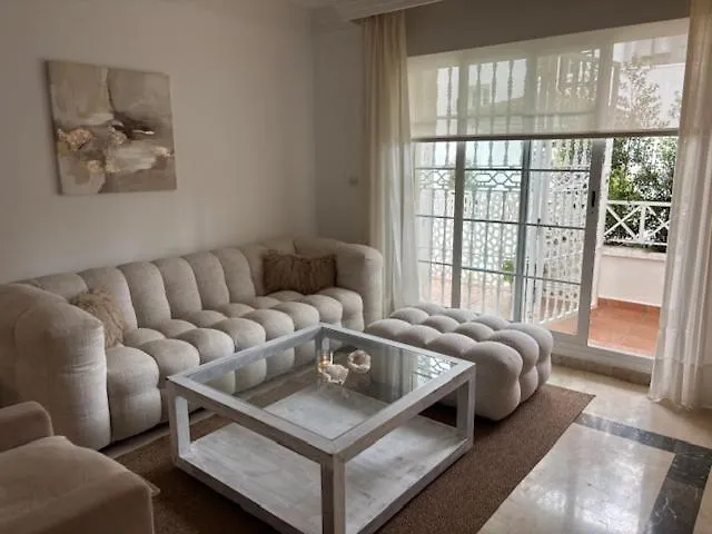Marbella Golf House Apartamento 0*,  Espanha